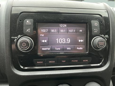 Used 2021 RAM ProMaster 3500 image 21