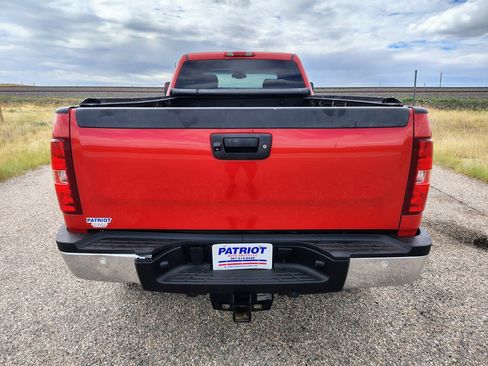 Used 2013 Chevrolet Silverado 2500 LTZ w/ LTZ Plus Package AWD/4WD image 4