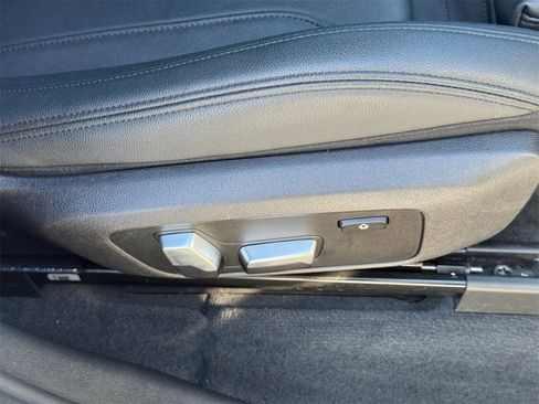 Used 2019 BMW X3 sDrive30i w/ Driving Assistance Package image 13