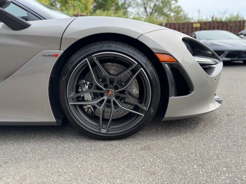 Used 2018 McLaren 720S image 45