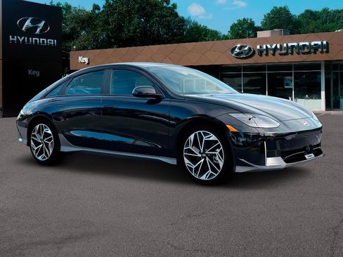 New 2025 Hyundai Ioniq 6 SEL image 10