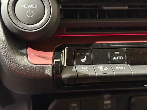 New 2026 Toyota Prius Plug-In Hybrid FWD image 28