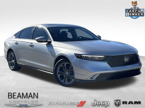 Used 2023 Honda Accord EX image 1