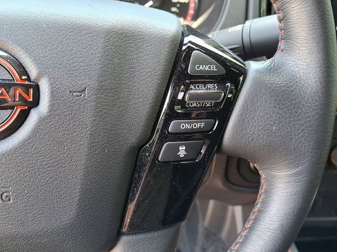 Used 2025 Nissan Frontier PRO-4X AWD/4WD image 24