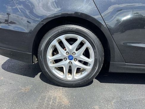 Used 2013 Ford Fusion SE image 11