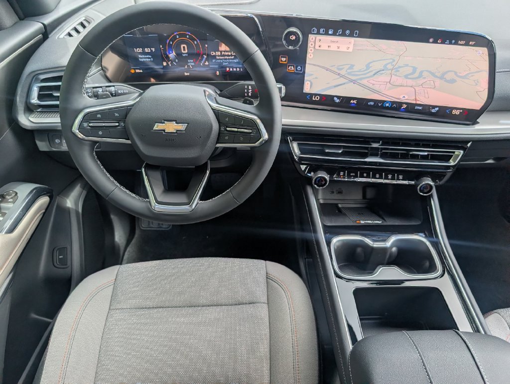New 2027 Chevrolet Traverse LT FWD image 28