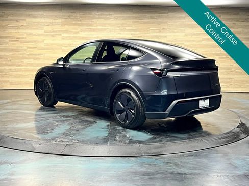 Used 2026 Tesla Model Y Long Range AWD/4WD image 12