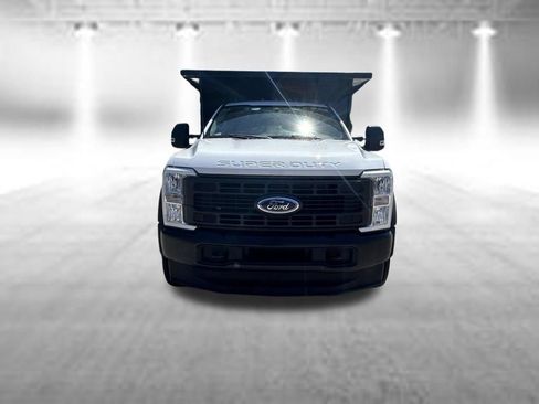 Used 2024 Ford F550 2WD Regular Cab Super Duty image 10