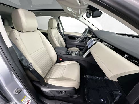 Used 2025 Land Rover Discovery Sport S image 26