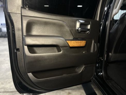 Used 2019 Chevrolet Silverado 2500 High Country w/ Duramax Plus Package image 29