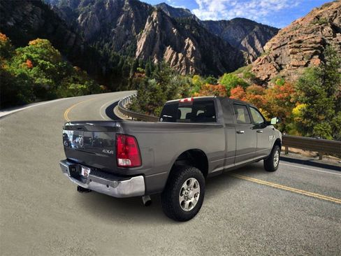 Used 2018 RAM 2500 Big Horn image 5