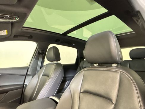 Used 2025 Audi Q7 2.0T Premium w/ Convenience Package image 14