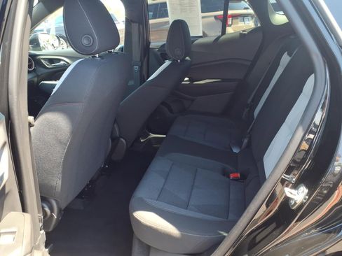 Used 2025 Chevrolet Trax RS w/ Driver Confidence Package FWD image 10