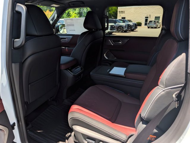 Certified 2026 INFINITI QX80 Autograph w/ Premium Cargo Package AWD/4WD image 12