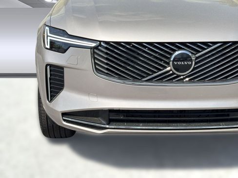 New 2026 Volvo XC90 B5 Core w/ Protection Package image 28