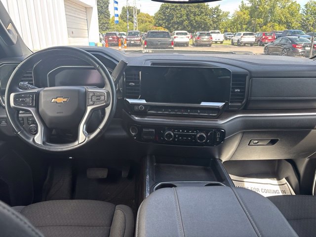 Used 2024 Chevrolet Silverado 2500 LT w/ Texas Edition AWD/4WD image 6