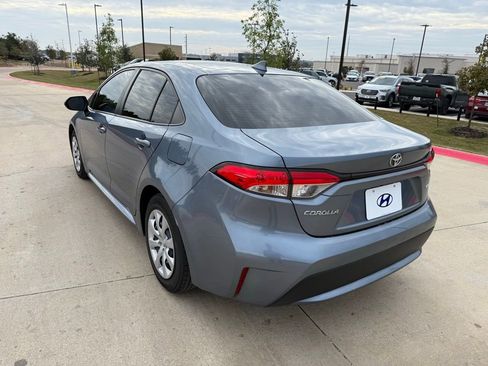 Used 2022 Toyota Corolla LE w/ Carpet Mat Package (TMS) image 7