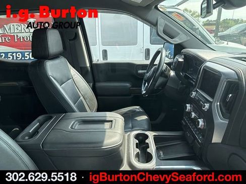 Used 2019 GMC Sierra 1500 SLT w/ SLT Premium Plus Package AWD/4WD image 7