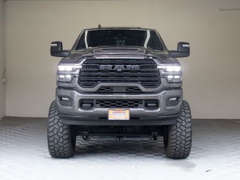 Used 2025 RAM 2500 Laramie w/ Night Edition AWD/4WD image 4