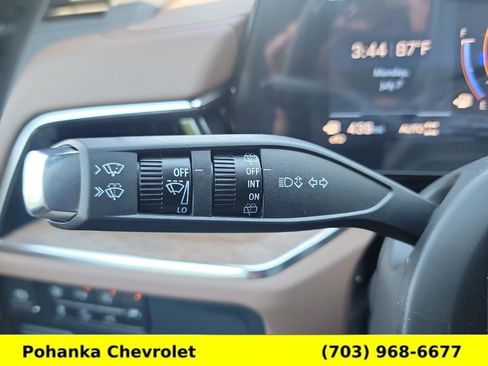 New 2025 Chevrolet Suburban High Country image 16