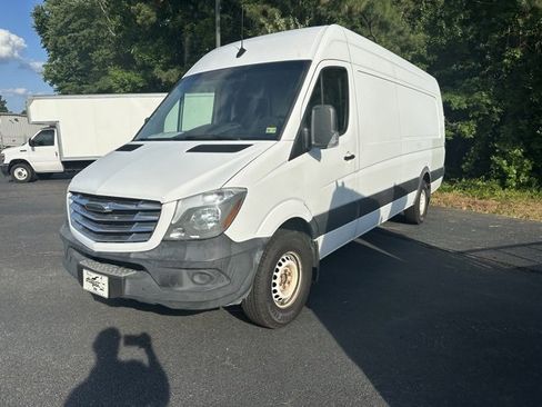 Used 2017 Freightliner Sprinter 2500 image 5