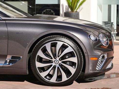 Used 2024 Bentley Continental GT Azure AWD/4WD image 6