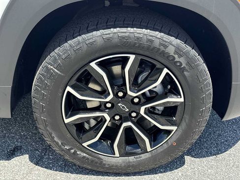 New 2026 Chevrolet TrailBlazer ACTIV w/ Driver Confidence Package AWD/4WD image 30