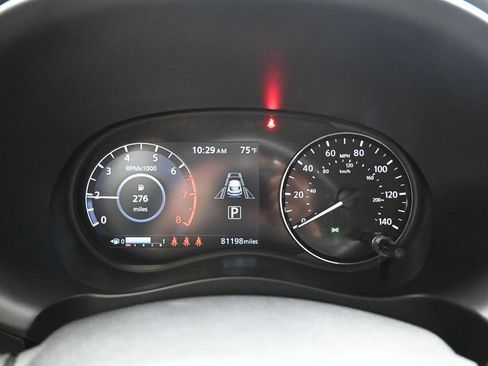 Used 2022 Nissan Kicks SV FWD image 14