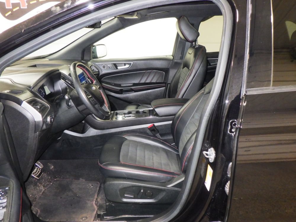 Used 2022 Ford Edge ST-Line AWD/4WD image 8