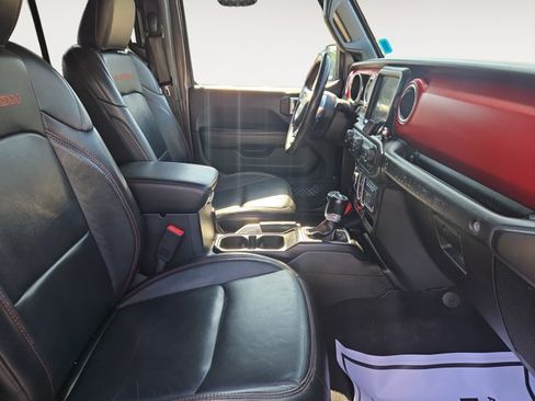 Used 2018 Jeep Wrangler Unlimited Rubicon AWD/4WD image 14