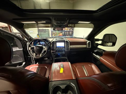 Used 2020 Ford F350 Platinum AWD/4WD image 17