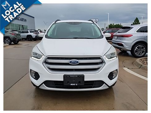 Used 2017 Ford Escape SE w/ SE Leather Comfort Package AWD/4WD image 3