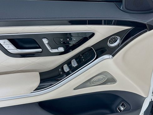 Used 2023 Mercedes-Benz S 580 4MATIC Sedan image 19