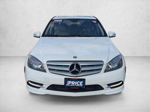 Used 2011 Mercedes-Benz C 300 Sport image 2
