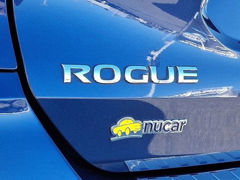 Used 2020 Nissan Rogue SL w/ Premium Package image 30