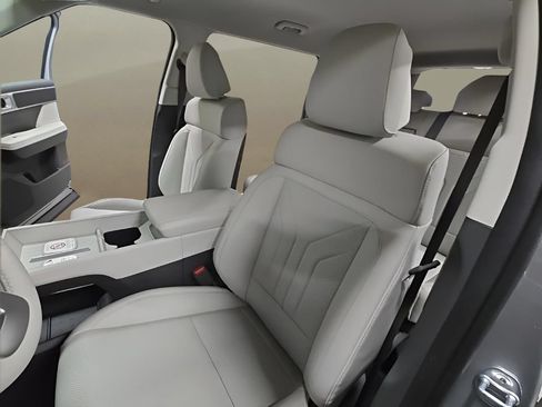 New 2026 Hyundai Santa Fe SEL AWD/4WD image 13