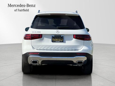 New 2026 Mercedes-Benz GLB 250 image 7