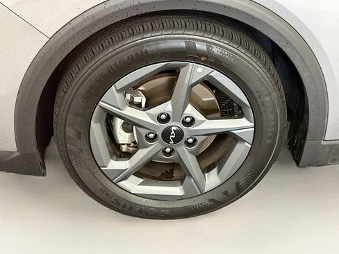 Used 2025 Kia K4 FWD image 34