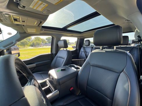 New 2025 Ford F350 Lariat w/ Black Appearance Package AWD/4WD image 30