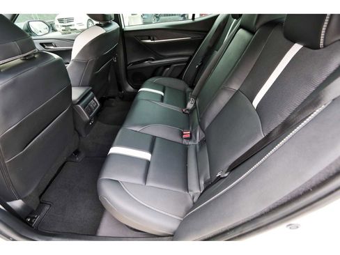 Used 2026 Toyota Camry SE FWD image 12