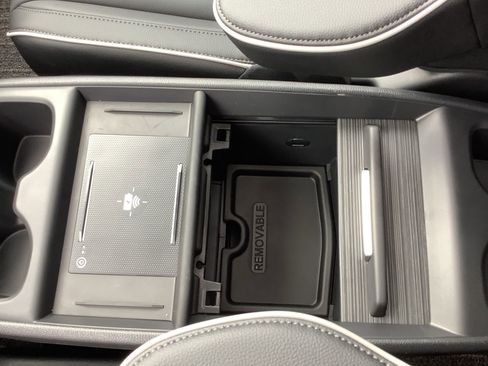 New 2026 Honda Odyssey Touring image 18