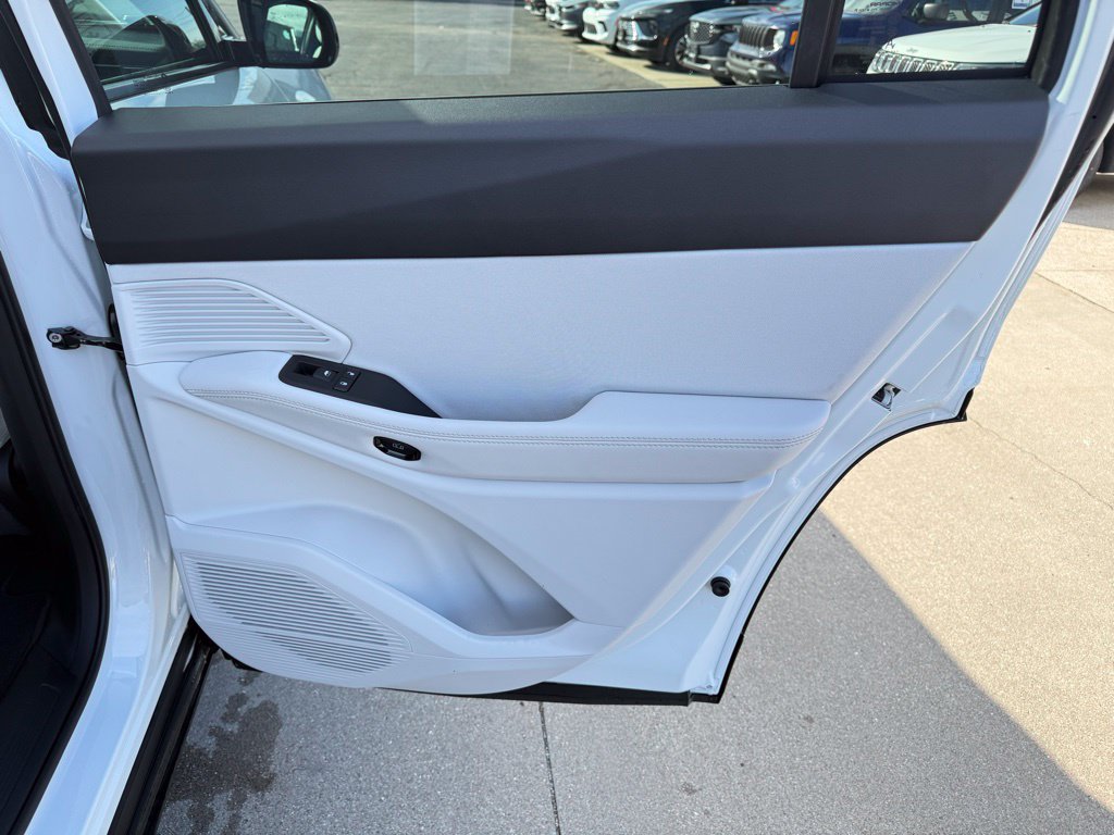 New 2026 Jeep Cherokee Laredo AWD/4WD image 25