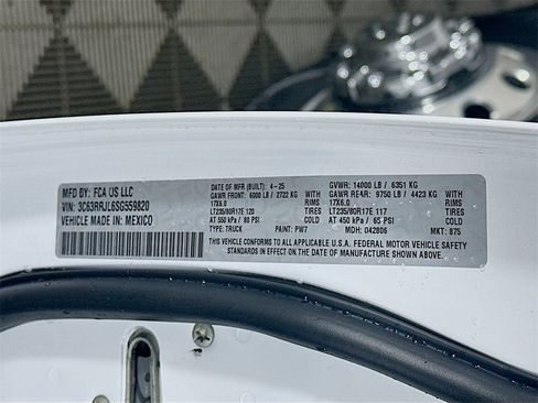 New 2025 RAM 3500 Laramie image 20