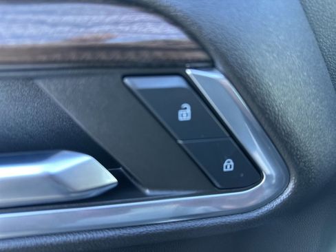 Used 2023 Chevrolet Silverado 1500 LT Trail Boss w/ Protection Package image 8