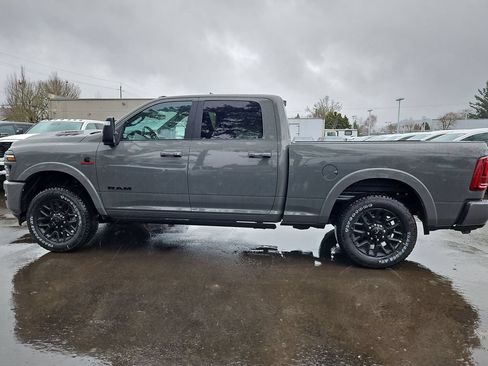 New 2026 RAM 2500 Limited AWD/4WD image 4