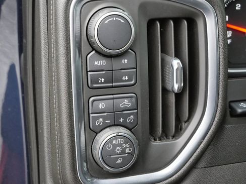 Used 2019 Chevrolet Silverado 1500 LTZ image 19