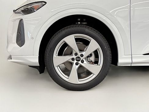 New 2025 Audi Q5 Premium Plus image 23