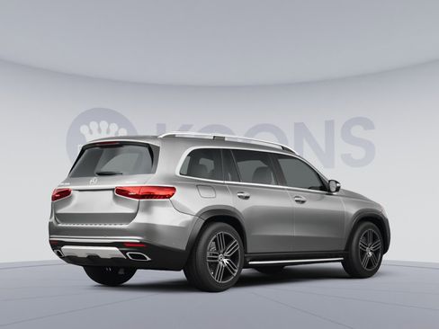 New 2026 Mercedes-Benz GLS 450 4MATIC image 4