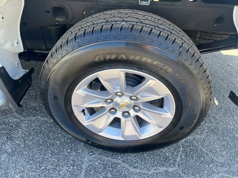 Used 2025 Chevrolet Silverado 1500 W/T image 39