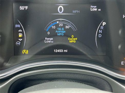 Used 2022 Jeep Grand Cherokee Laredo E image 27